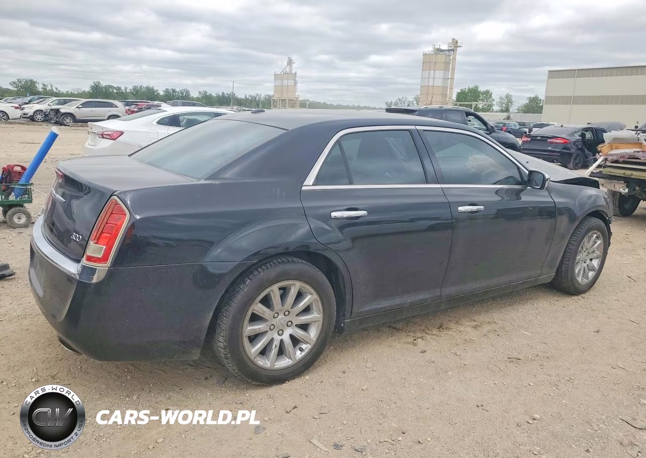 2012 Chrysler 300 Limited VIN:2C3CCACG0CH199509 - 3