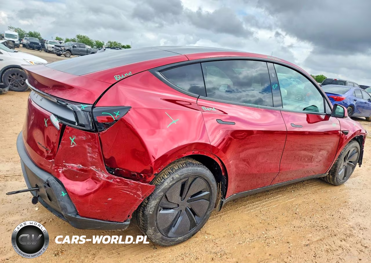 2026 Tesla Model Y VIN:7SAYGDEEXTA633721 - 3