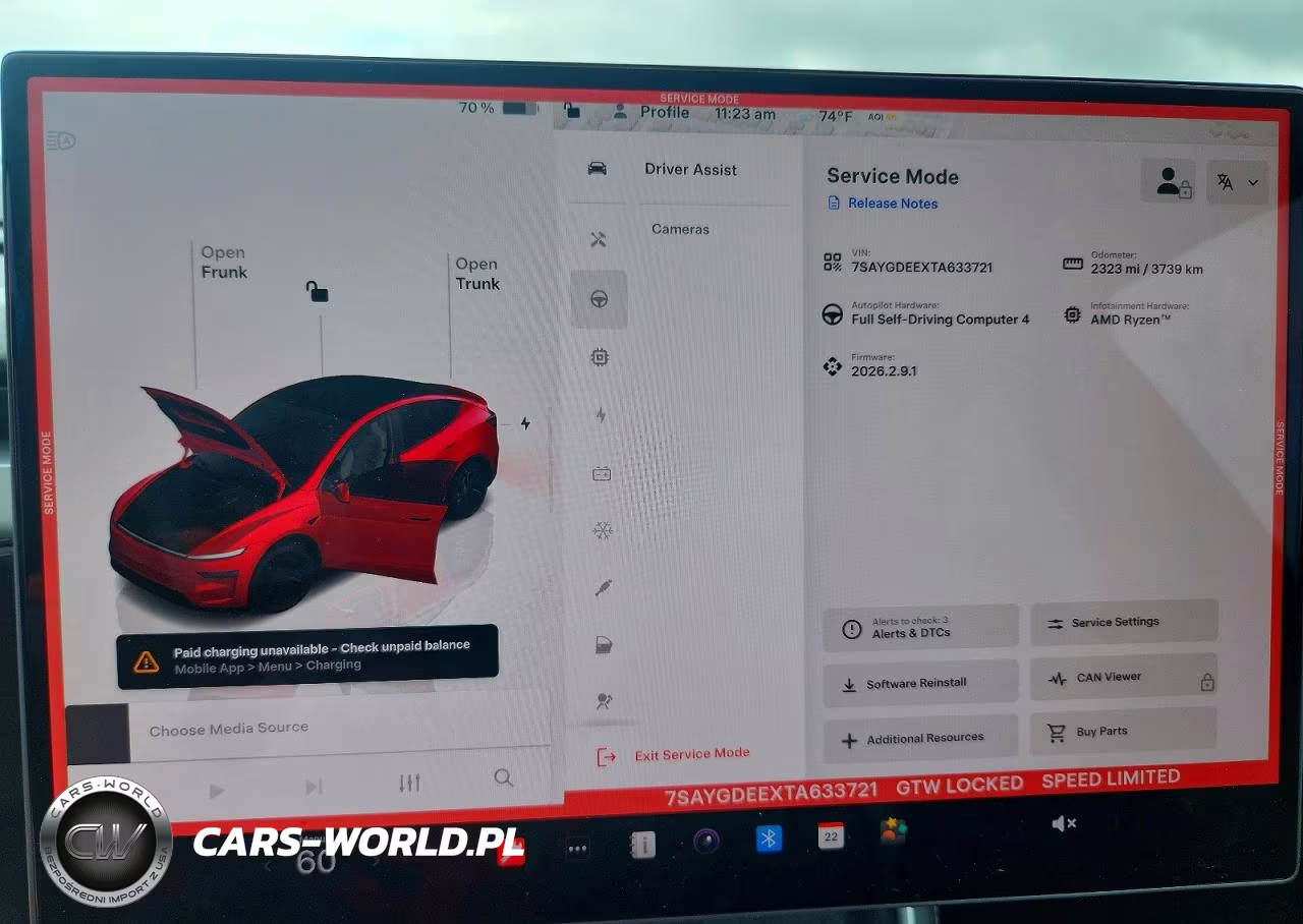 2026 Tesla Model Y VIN:7SAYGDEEXTA633721 - 9