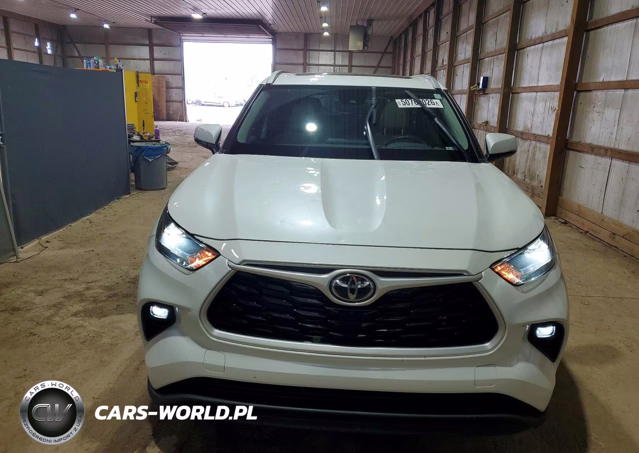 2022 Toyota Highlander Xle VIN:5TDGZRBHXNS591079 - 5