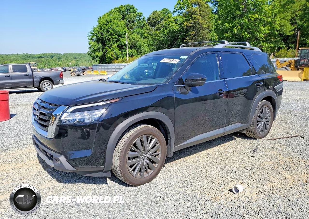 2022 Nissan Pathfinder Sl