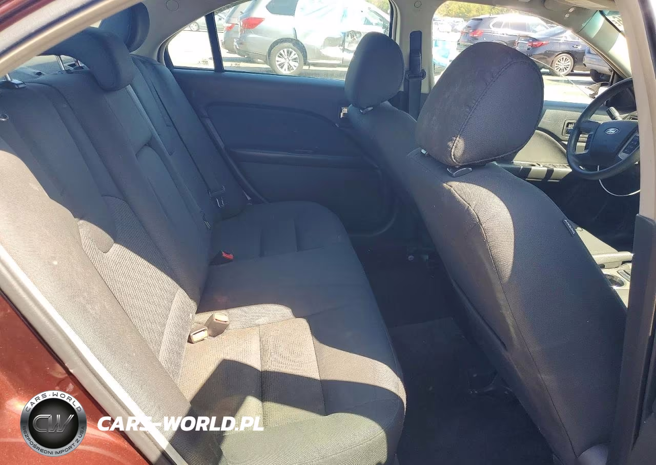 2012 Ford Fusion Se VIN:3FAHP0HAXCR147609 - 10