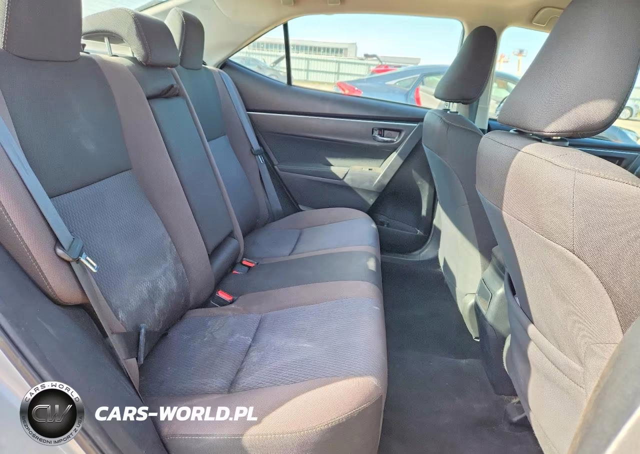 2018 Toyota Corolla Le VIN:2T1BURHE2JC054568 - 10