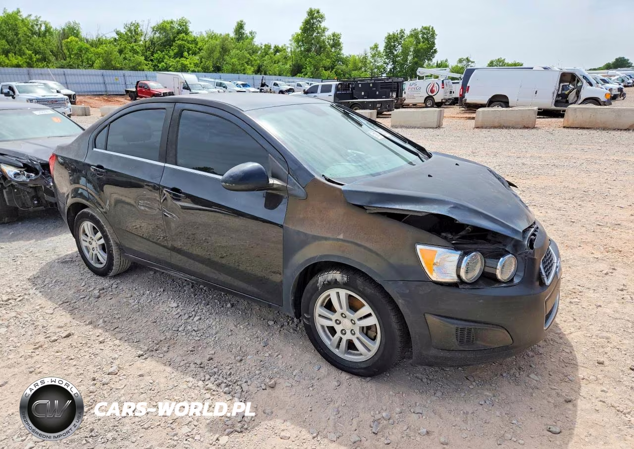2013 Chevrolet Sonic Lt VIN:1G1JC5SH6D4231844 - 4