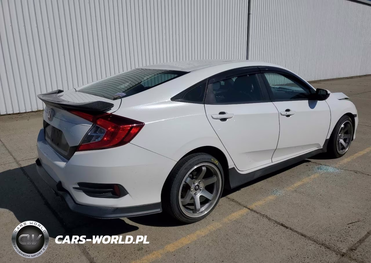 2020 Honda Civic Sport VIN:2HGFC2F83LH517627 - 3