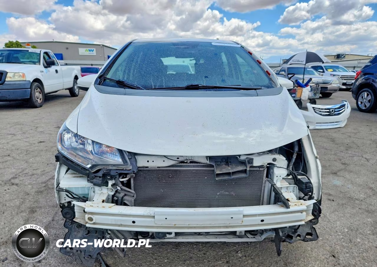2018 Honda Fit Lx VIN:3HGGK5H48JM727559 - 5