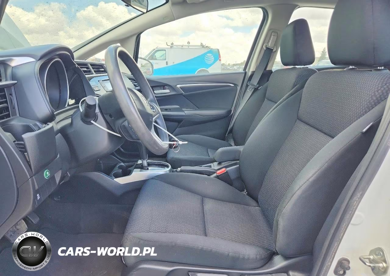 2018 Honda Fit Lx VIN:3HGGK5H48JM727559 - 7