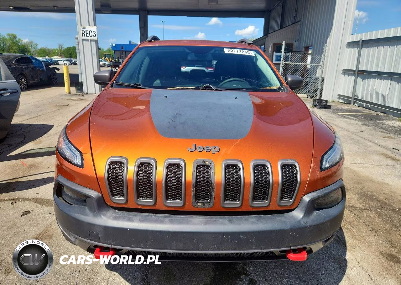 2015 Jeep Cherokee Trailhawk VIN:1C4PJMBB0FW634948 - 5