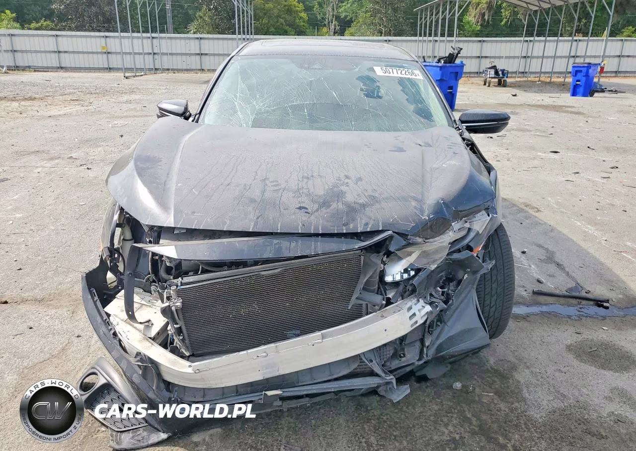 2018 Honda Civic Touring VIN:JHMFC1F94JX026508 - 5