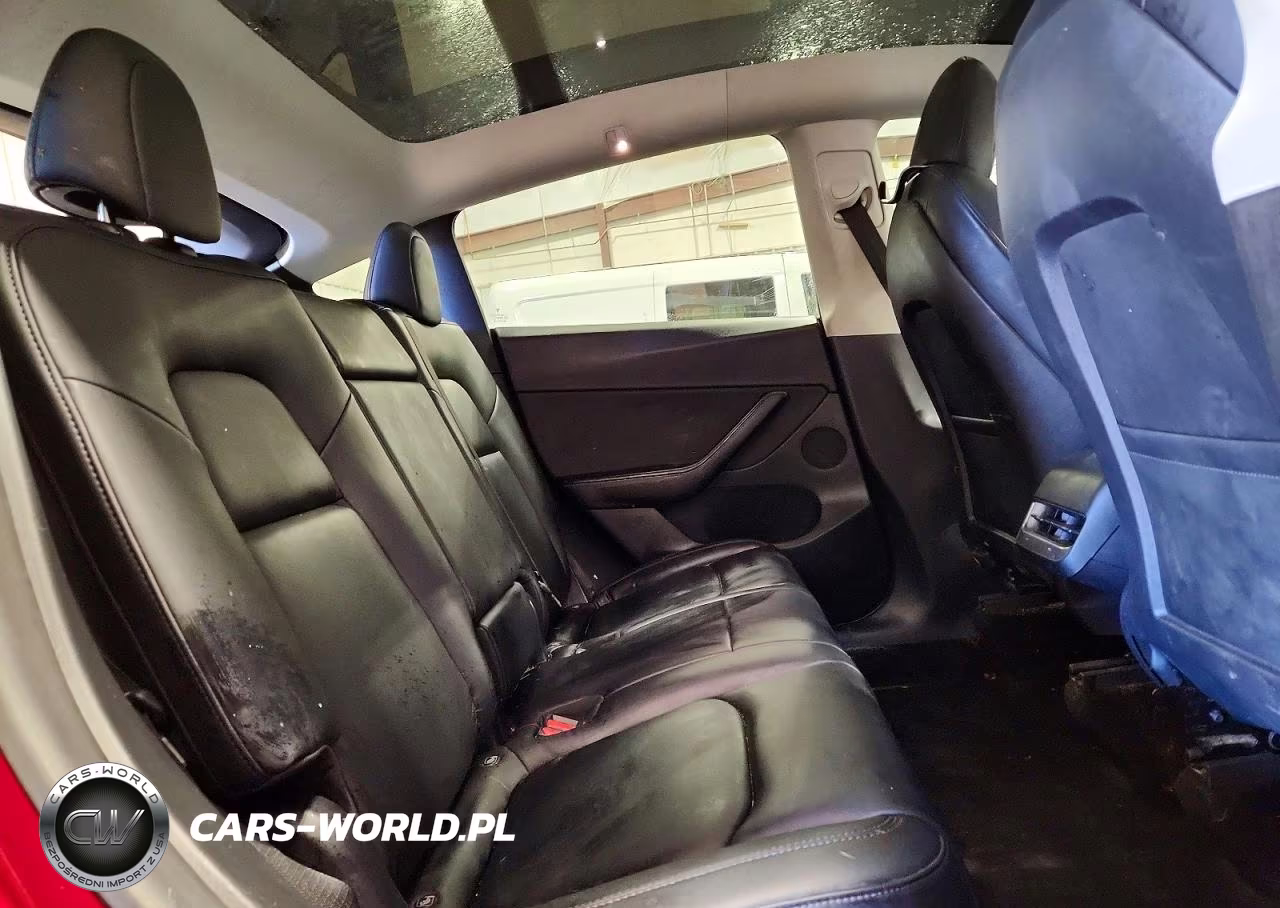 2021 Tesla Model Y VIN:5YJYGDEE7MF199145 - 11