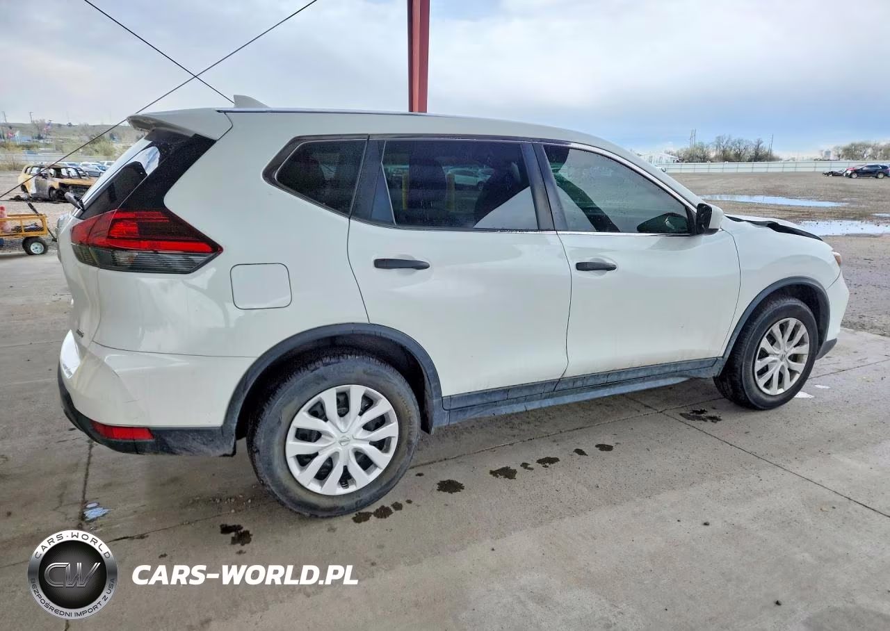 2017 Nissan Rogue S VIN:KNMAT2MV3HP509211 - 3