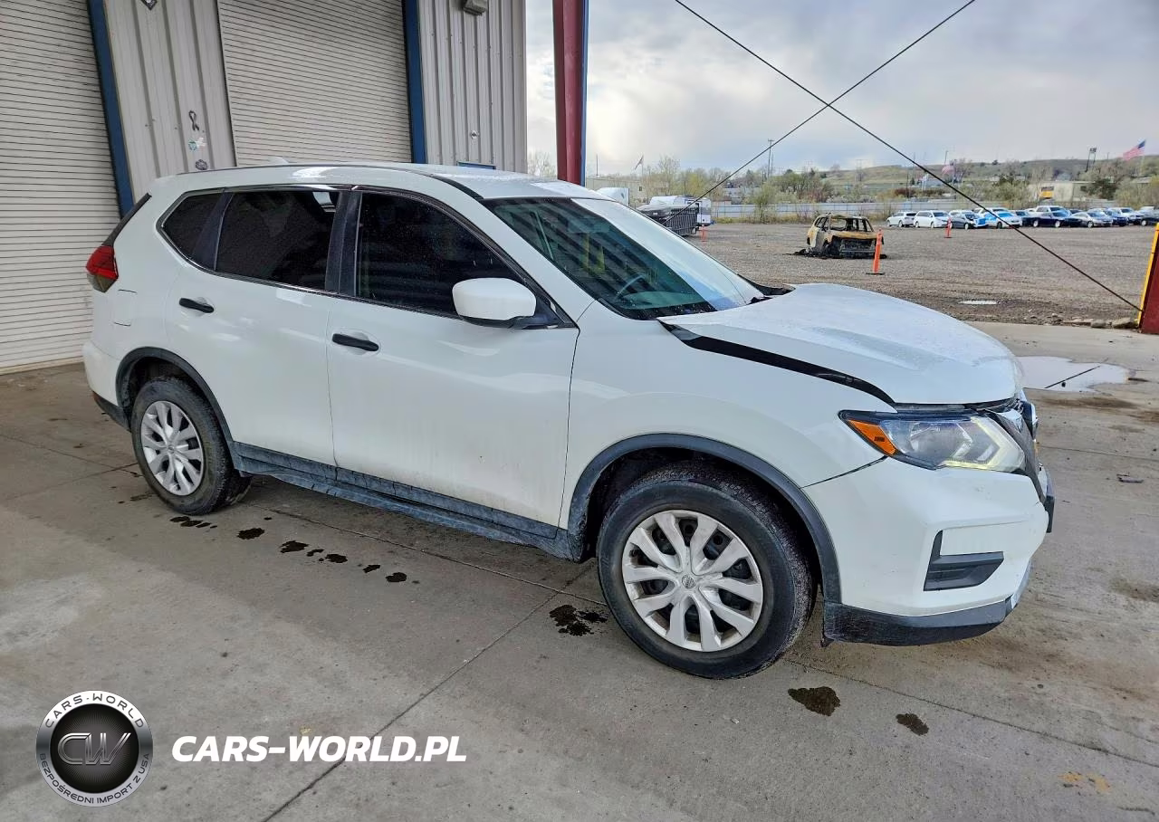 2017 Nissan Rogue S VIN:KNMAT2MV3HP509211 - 4