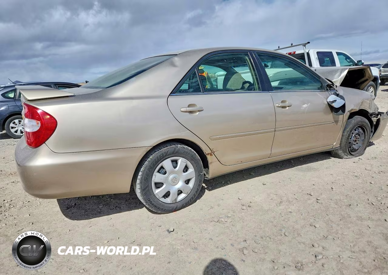 2003 Toyota Camry Le VIN:4T1BE32K03U694790 - 3