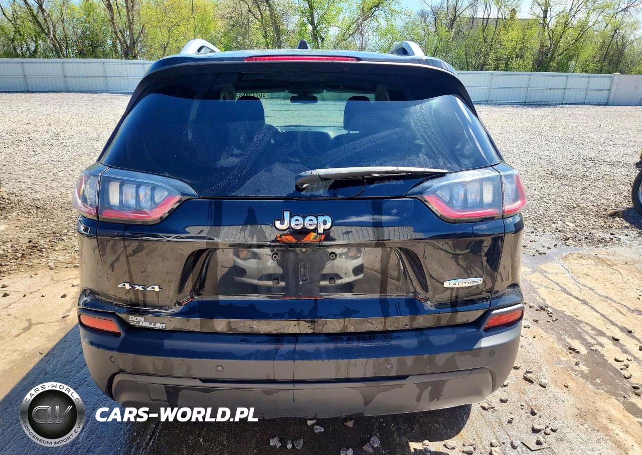 2019 Jeep Cherokee Latitude Plus VIN:1C4PJMLB8KD380250 - 6