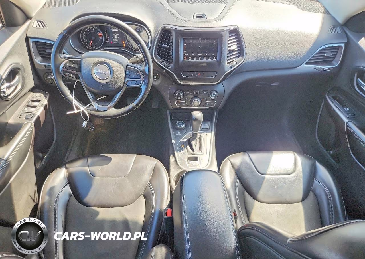 2019 Jeep Cherokee Latitude Plus VIN:1C4PJMLB8KD380250 - 8