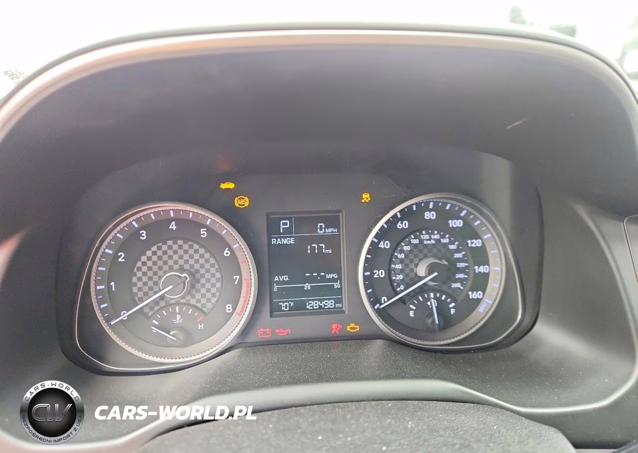 2019 Hyundai Elantra Se VIN:5NPD74LF8KH406604 - 9