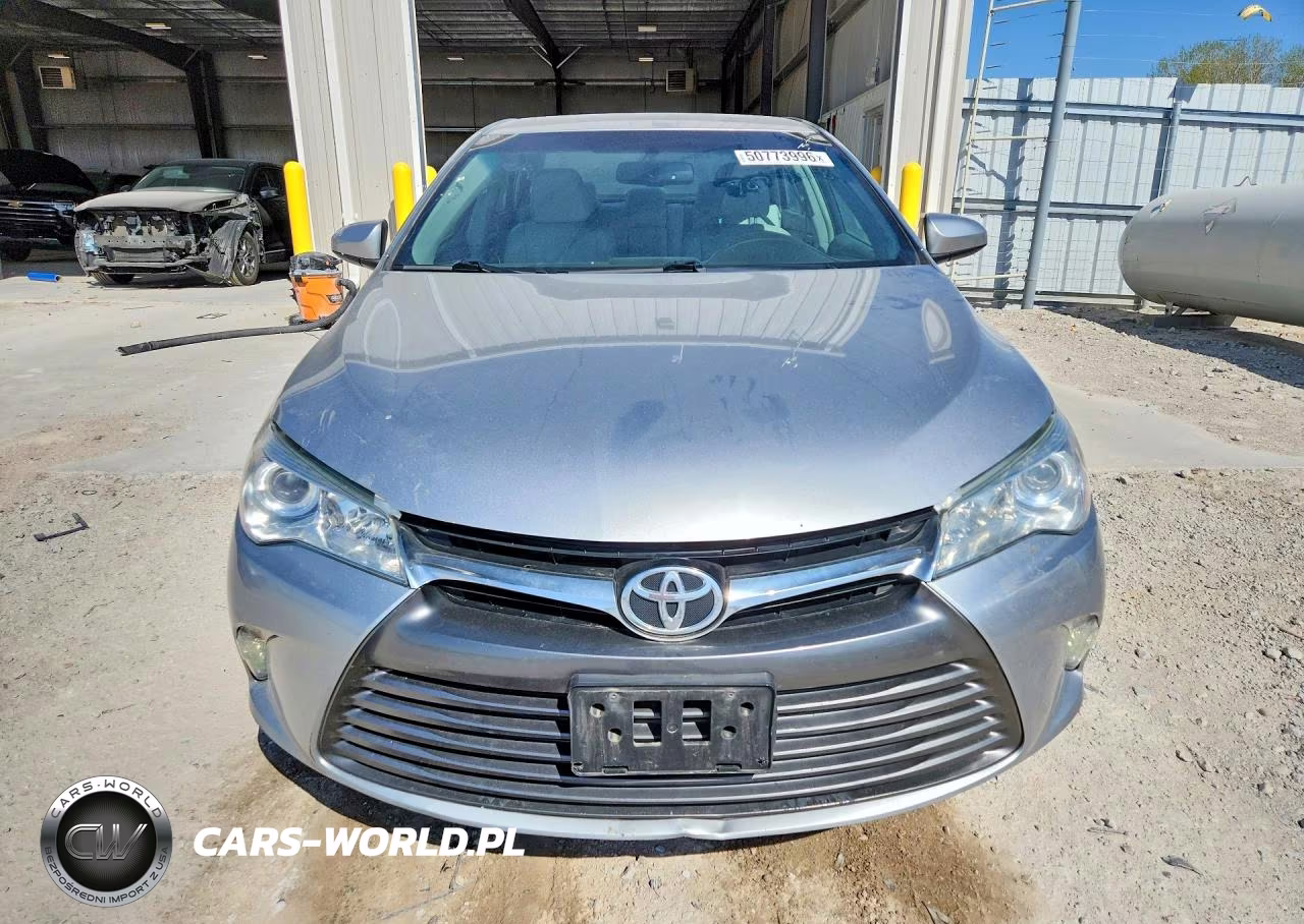 2016 Toyota Camry Xle VIN:4T1BF1FK6GU257829 - 5