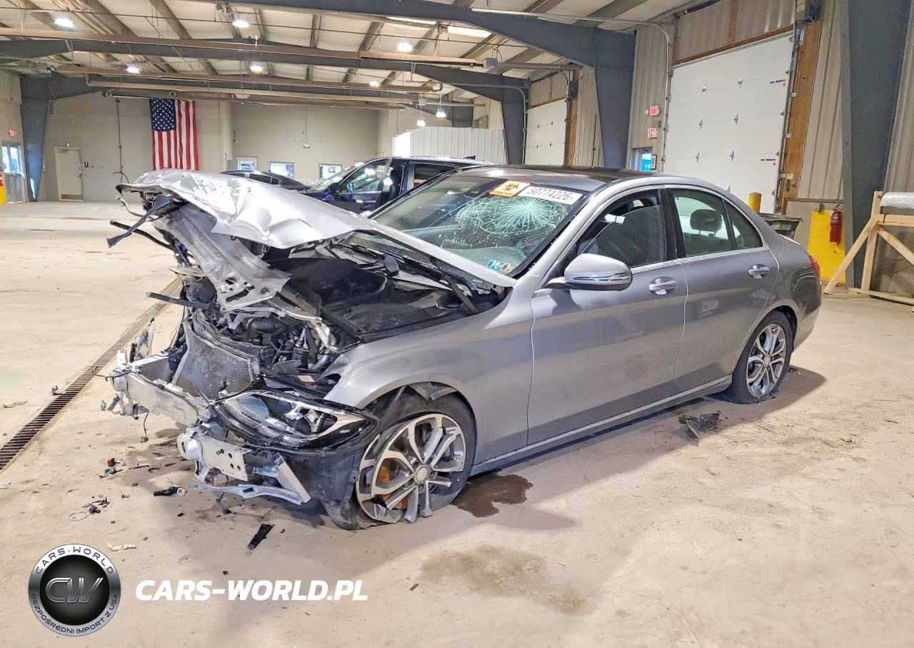 2016 Mercedes-Benz C 300 4Matic – zdjęcie 1 z 12