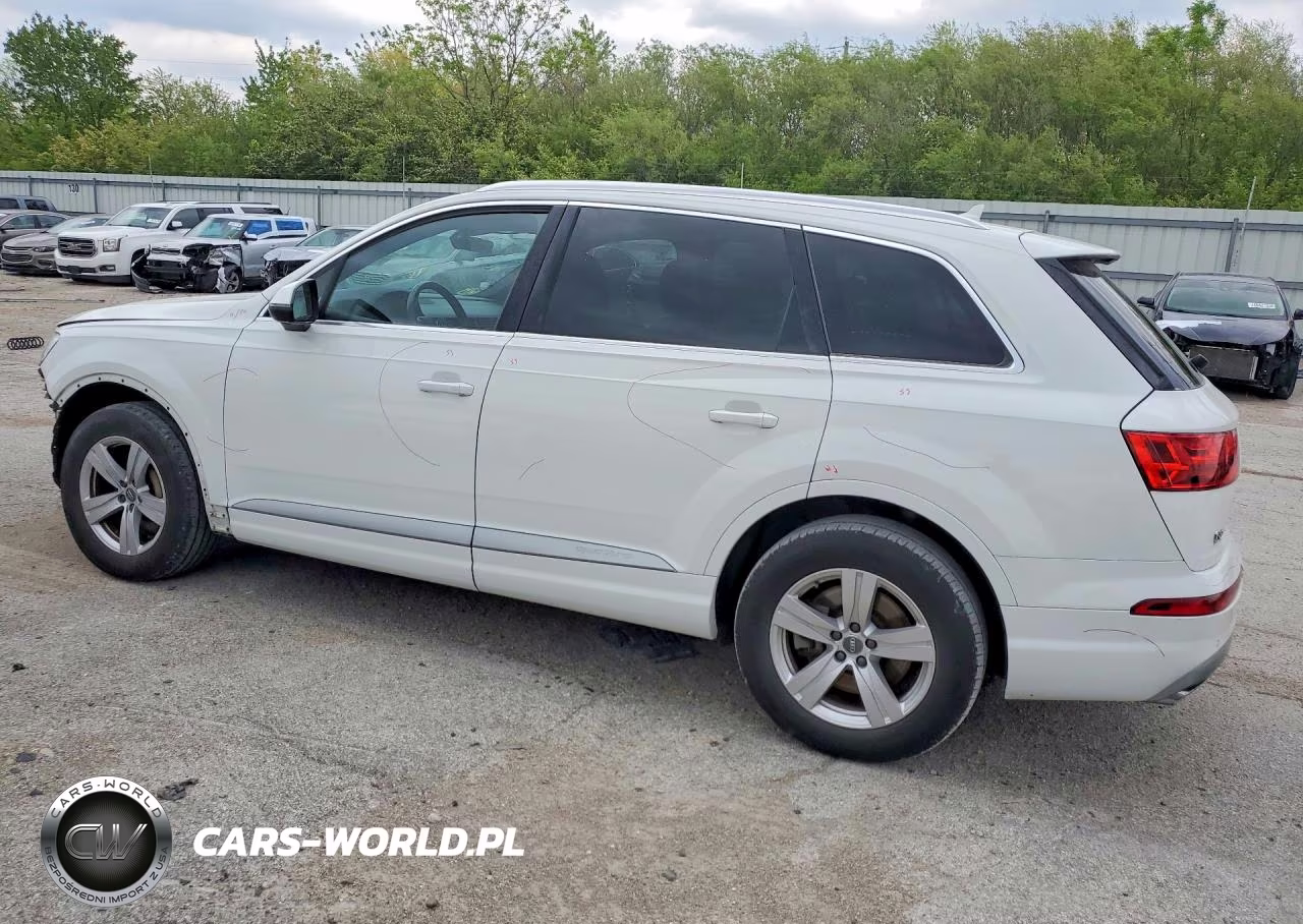 2017 Audi Q7 Premium VIN:WA1AHAF70HD050385 - 2
