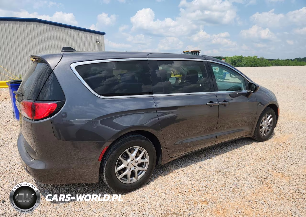 2022 Chrysler Voyager Lx VIN:2C4RC1CGXNR223088 - 3