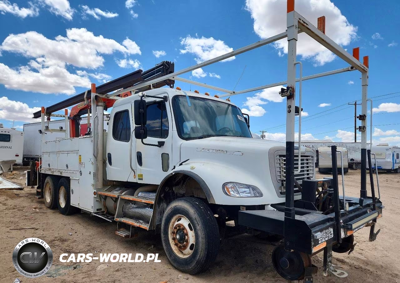 2010 Freightliner Business Class M2 Crane Truck
