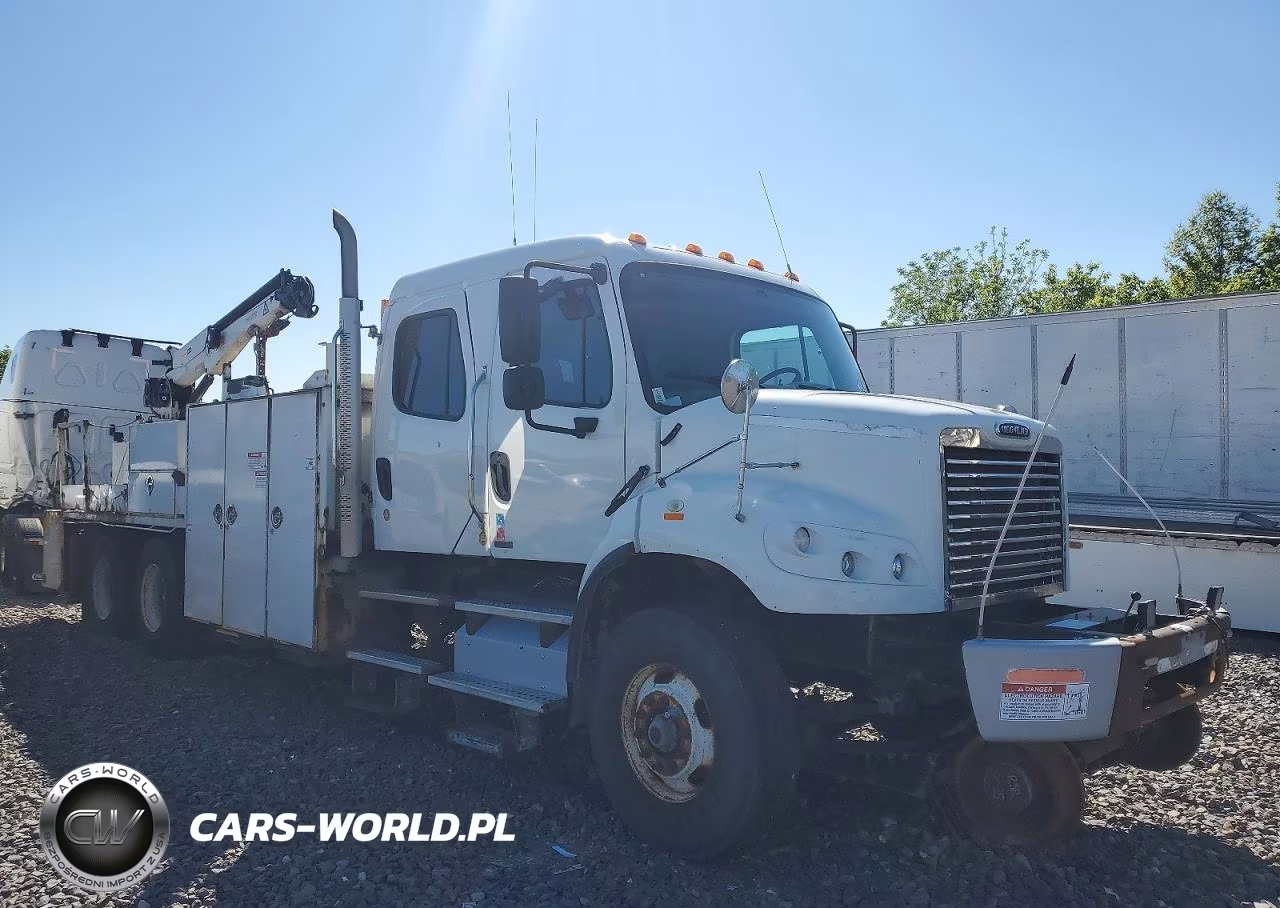 2012 Freightliner Business Class M2 Utility - Service Truck