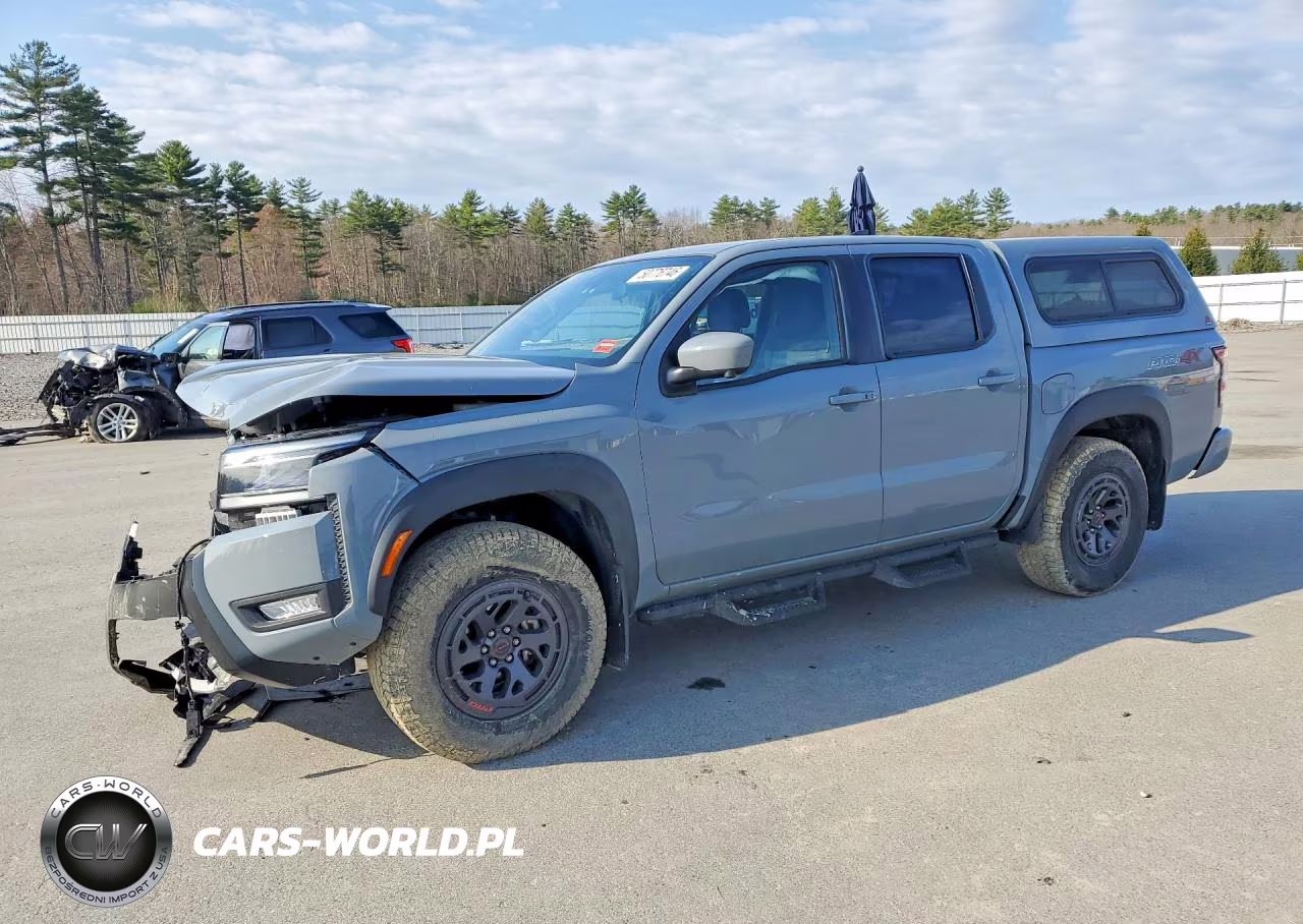 2025 Nissan Frontier Pro-4X – zdjęcie 1 z 12