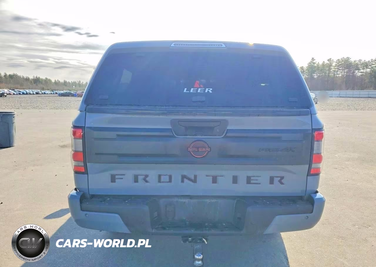 2025 Nissan Frontier Pro-4X VIN:1N6ED1EK8SN629115 - 6