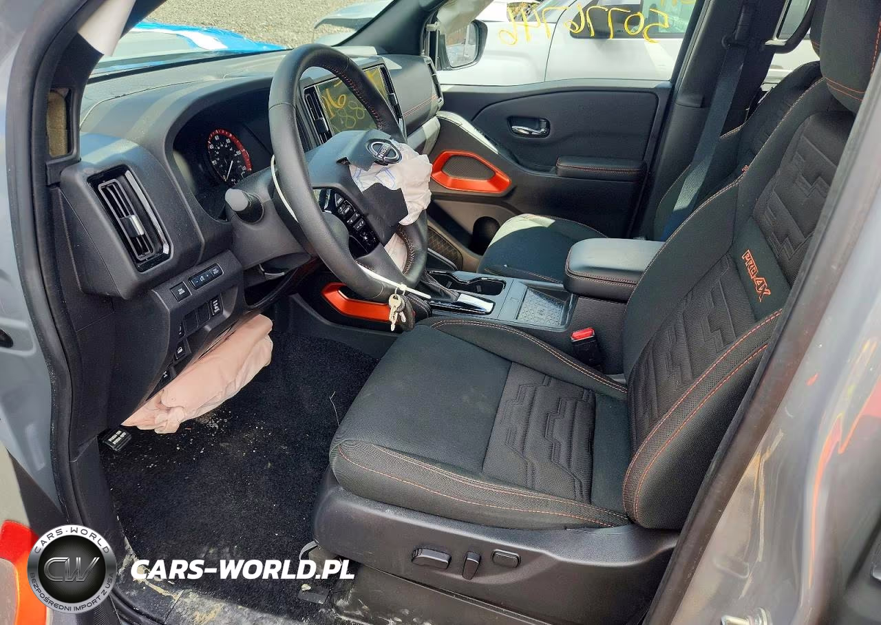 2025 Nissan Frontier Pro-4X VIN:1N6ED1EK8SN629115 - 7
