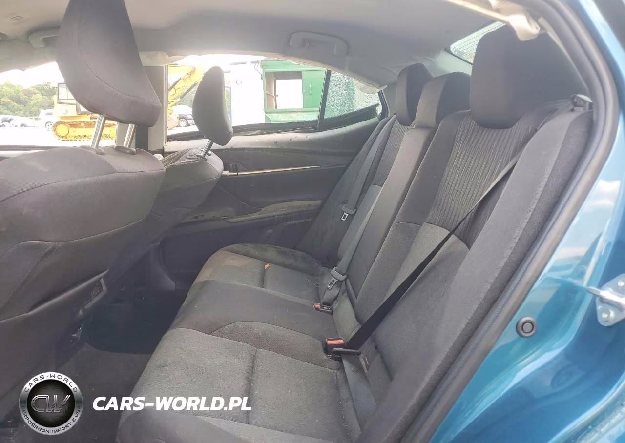2025 Toyota Camry Le VIN:4T1DAACK1SU649508 - 10