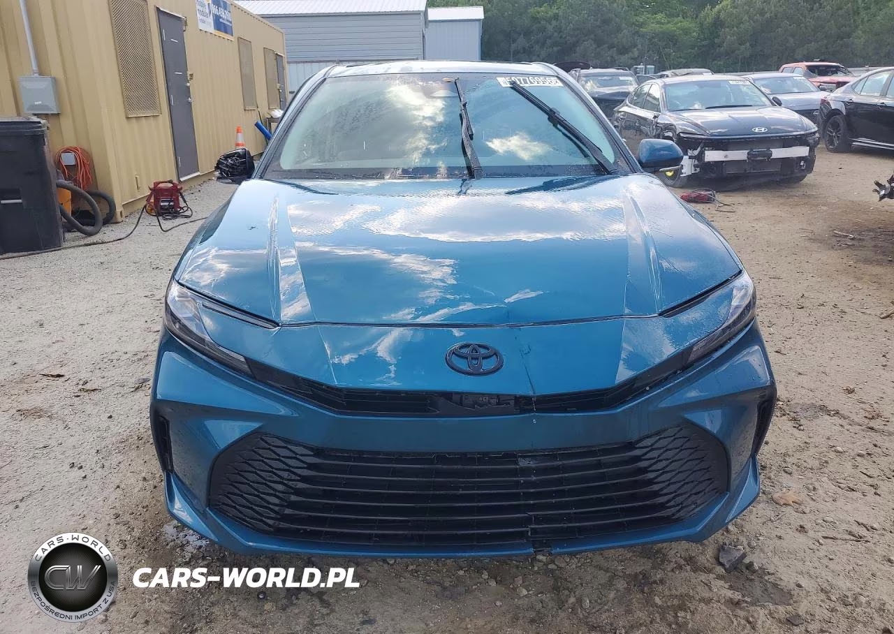 2025 Toyota Camry Le VIN:4T1DAACK1SU649508 - 5
