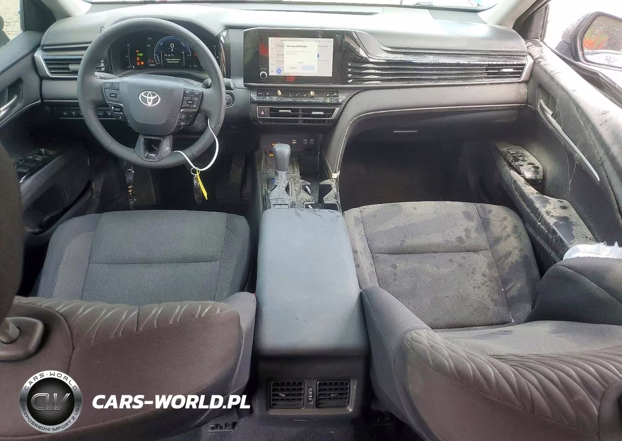 2025 Toyota Camry Le VIN:4T1DAACK1SU649508 - 8