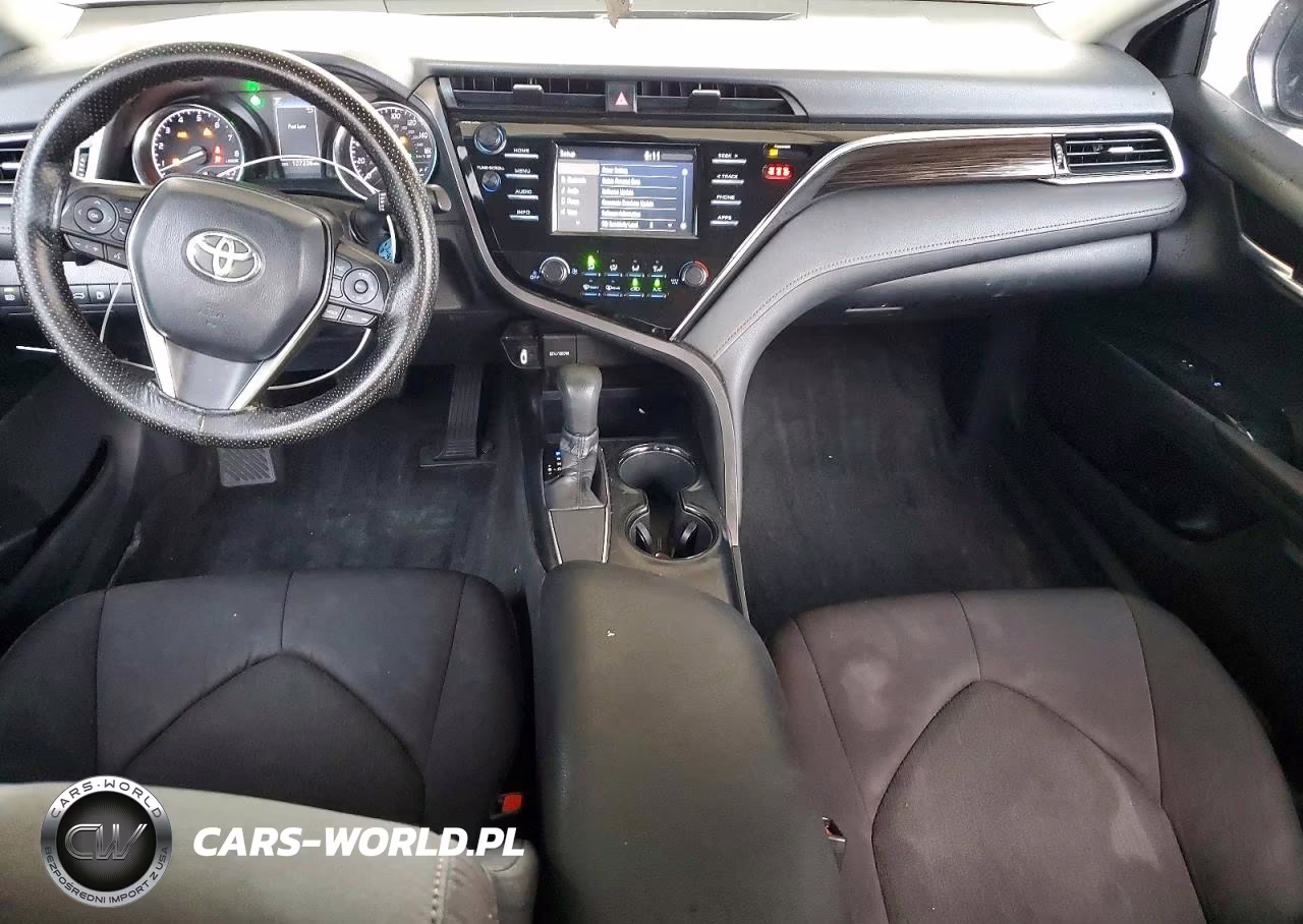 2018 Toyota Camry Le VIN:4T1B11HK1JU061459 - 8