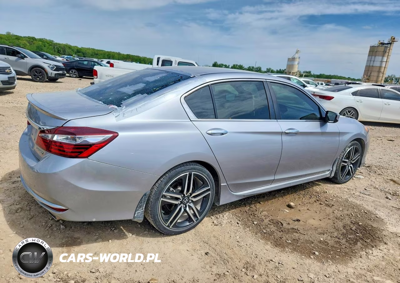2017 Honda Accord Sport VIN:1HGCR2F54HA232819 - 3