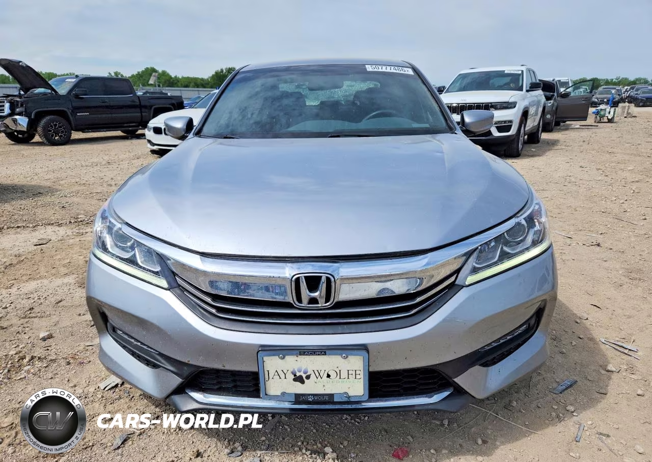 2017 Honda Accord Sport VIN:1HGCR2F54HA232819 - 5