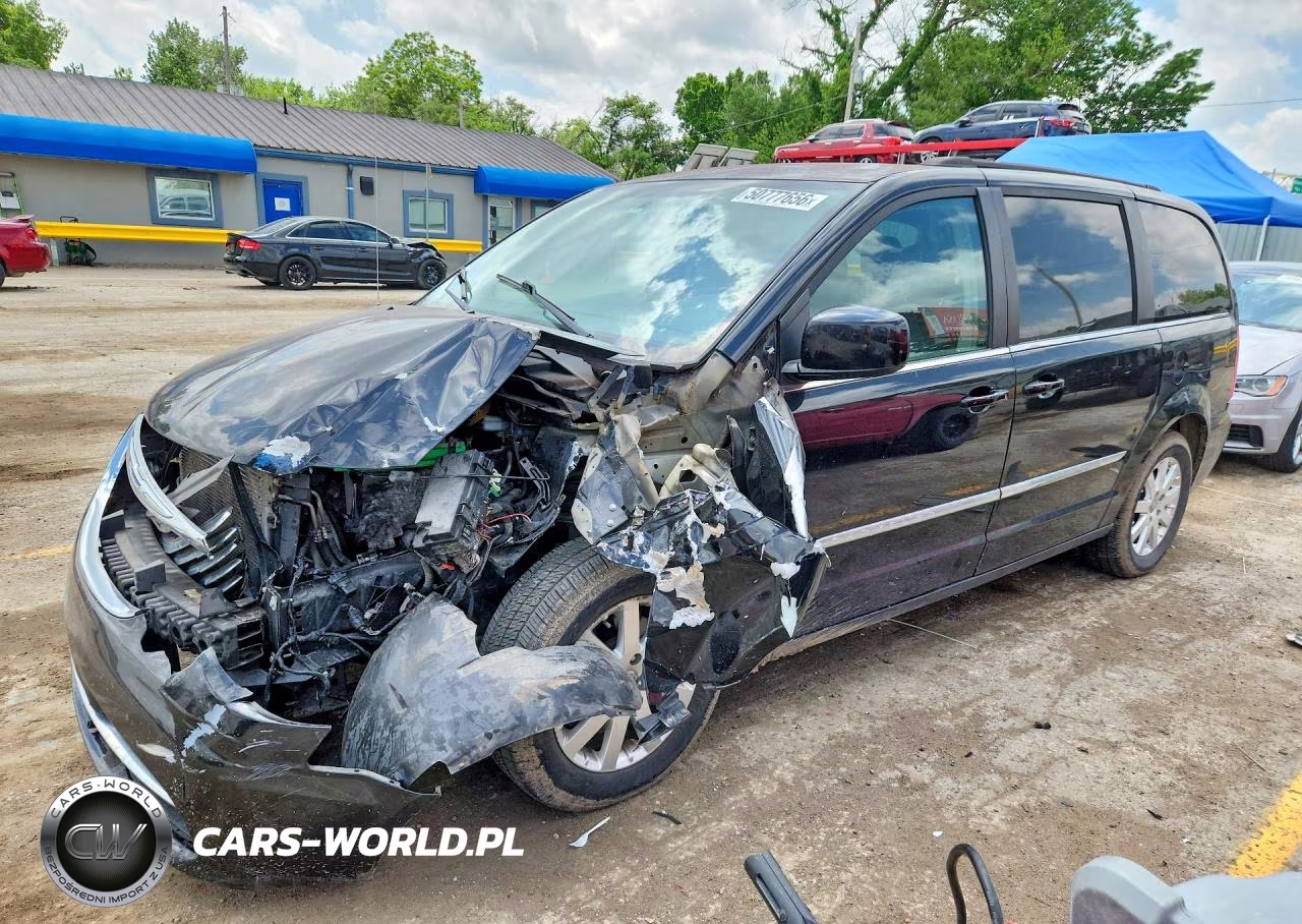 2016 Chrysler Town & Country Touring – zdjęcie 1 z 13