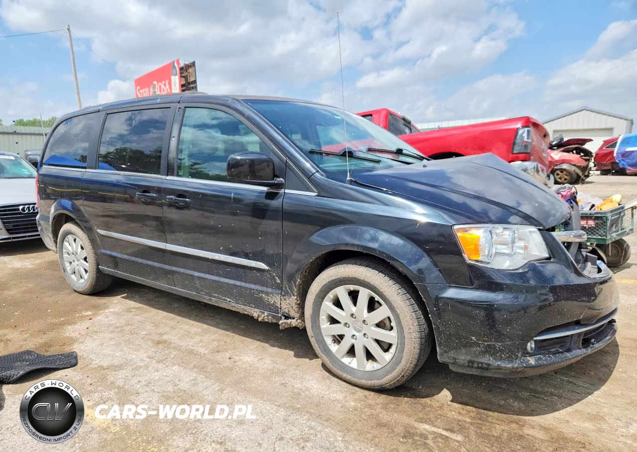 2016 Chrysler Town & Country Touring VIN:2C4RC1BG4GR212978 - 4