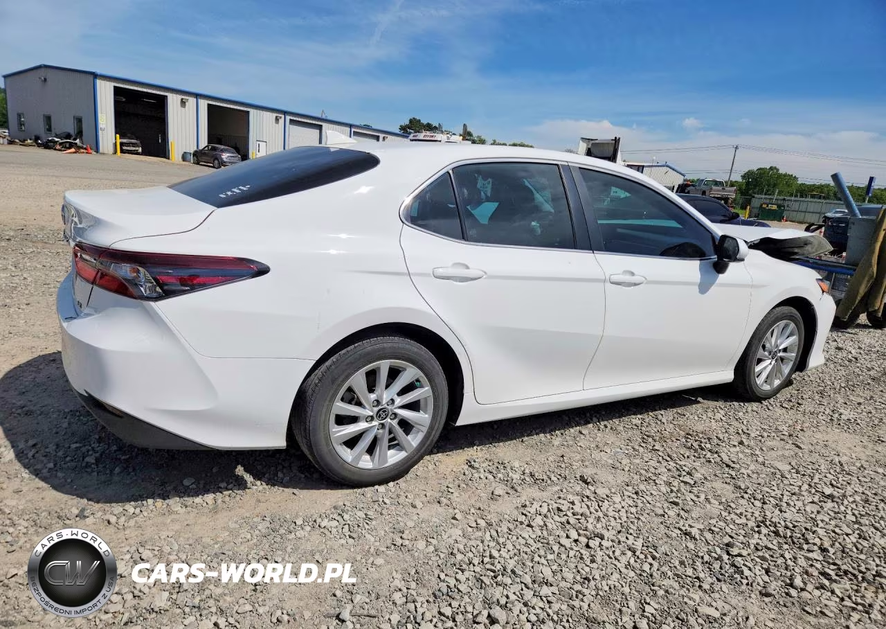 2024 Toyota Camry Le VIN:4T1C11AK1RU189386 - 3