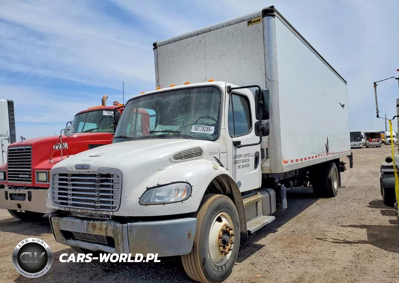 2018 Freightliner Business Class M2 Box Truck