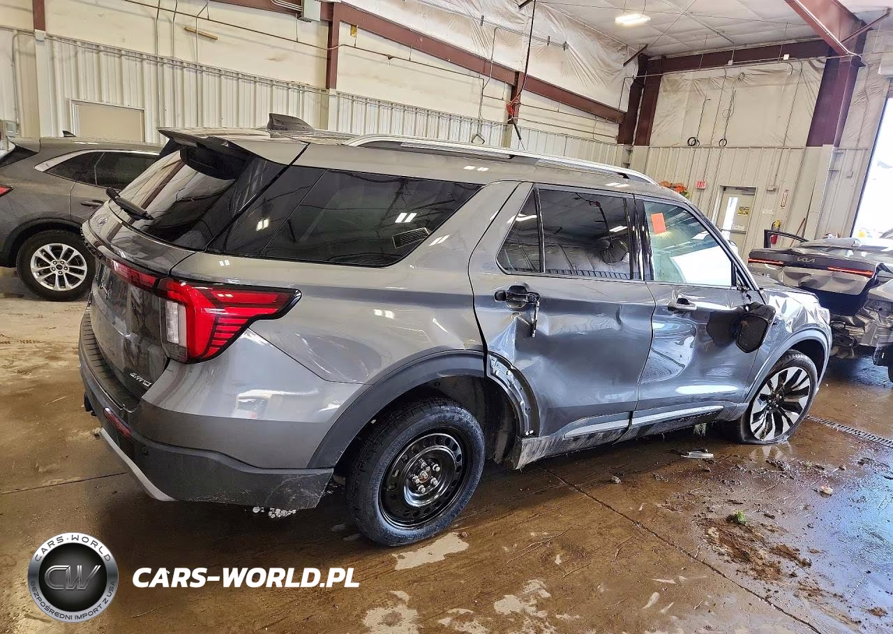 2025 Ford Explorer Platinum VIN:1FMUK8HH1SGB45820 - 3