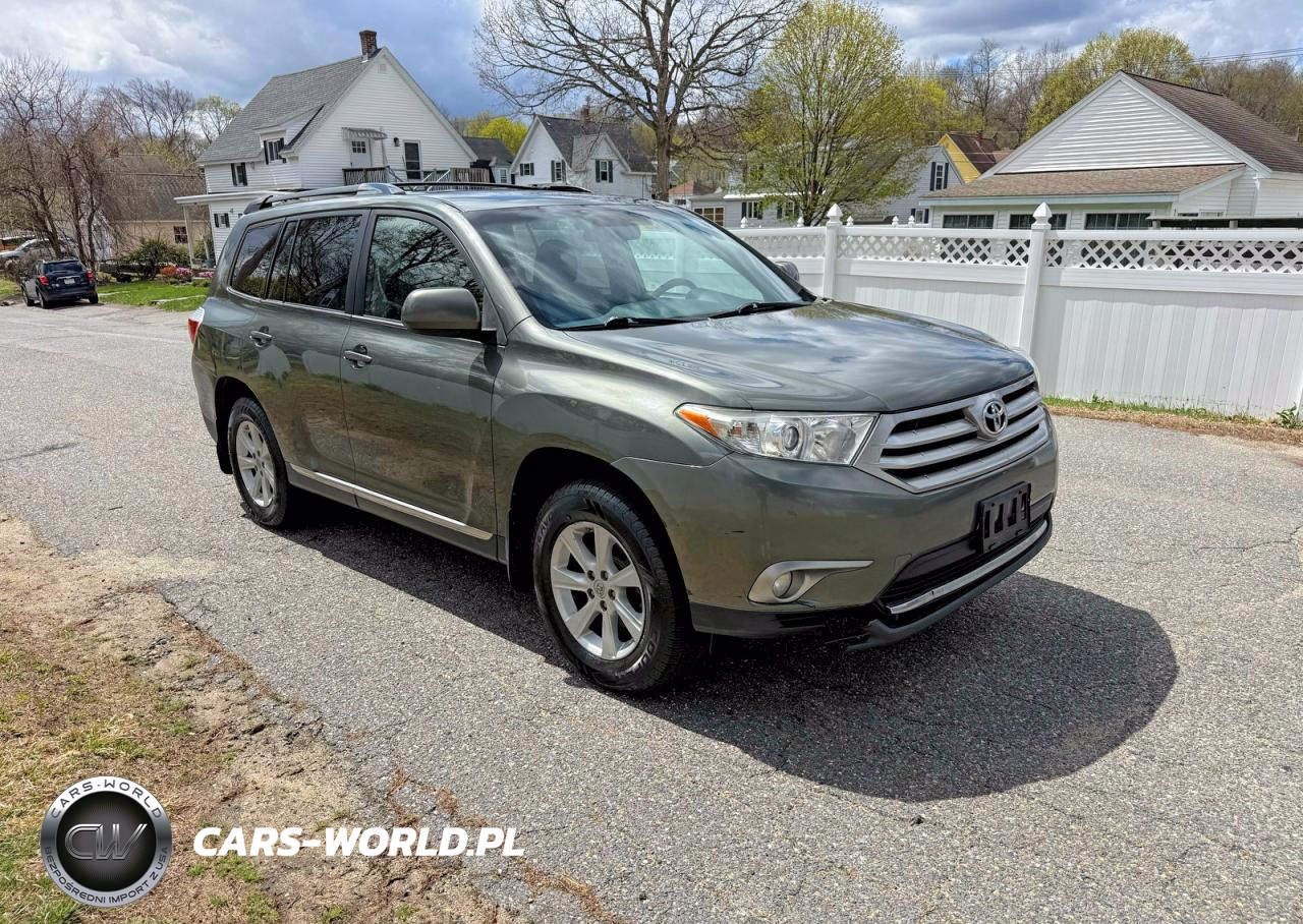 2013 Toyota Highlander Se