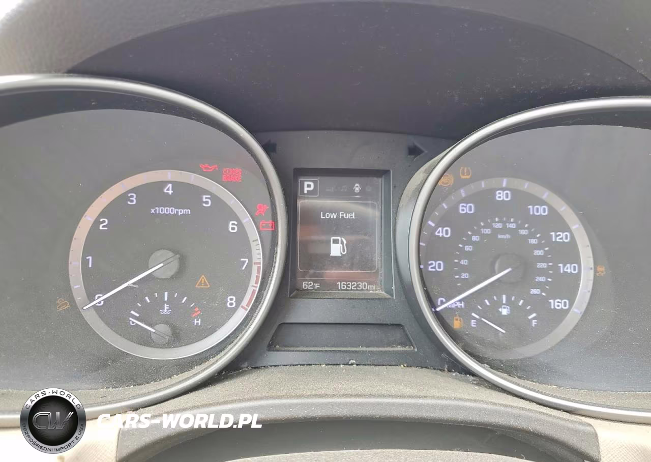 2017 Hyundai Santa Fe Se VIN:KM8SM4HF7HU212794 - 9