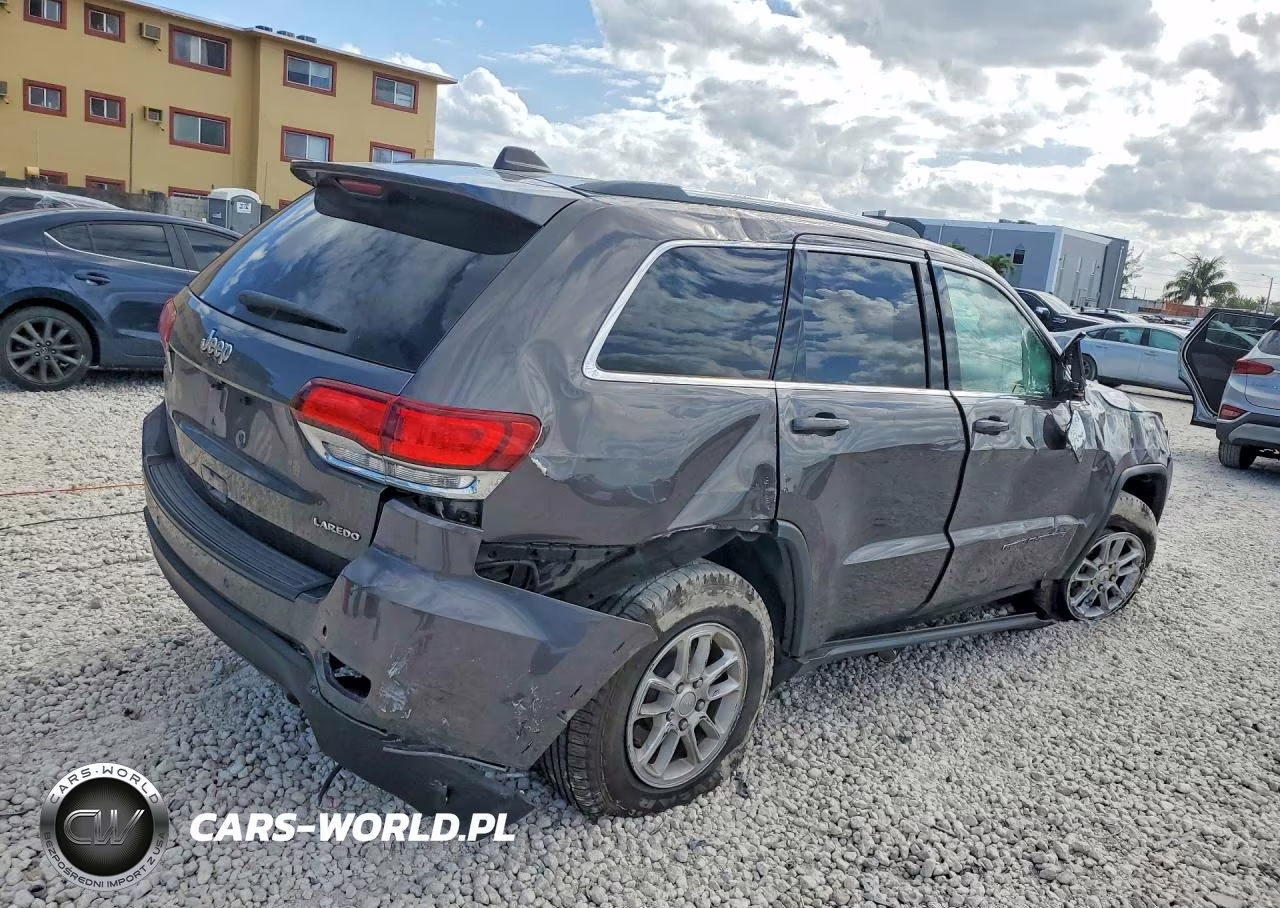 2020 Jeep Grand Cherokee Laredo VIN:1C4RJEAG3LC202699 - 3