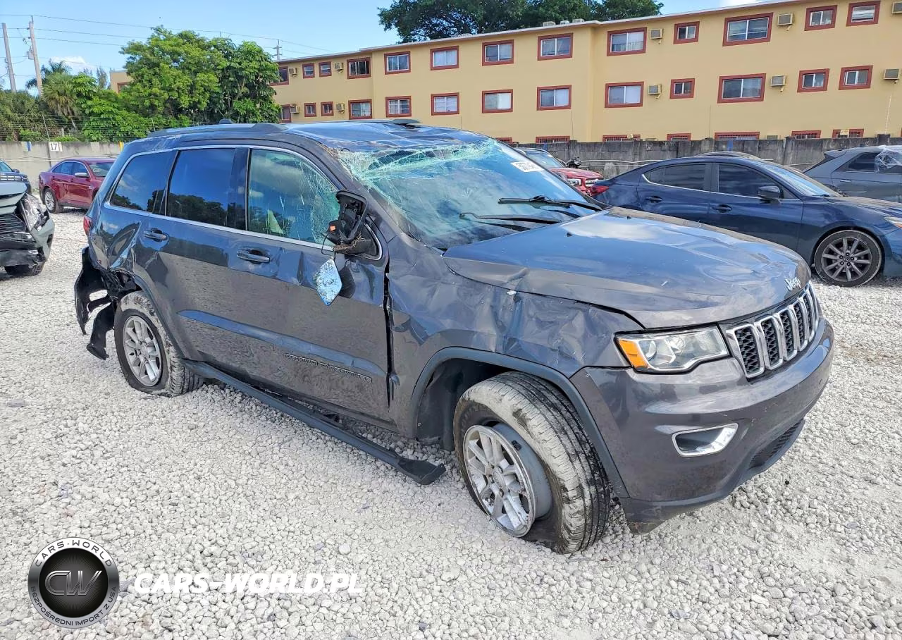 2020 Jeep Grand Cherokee Laredo VIN:1C4RJEAG3LC202699 - 4
