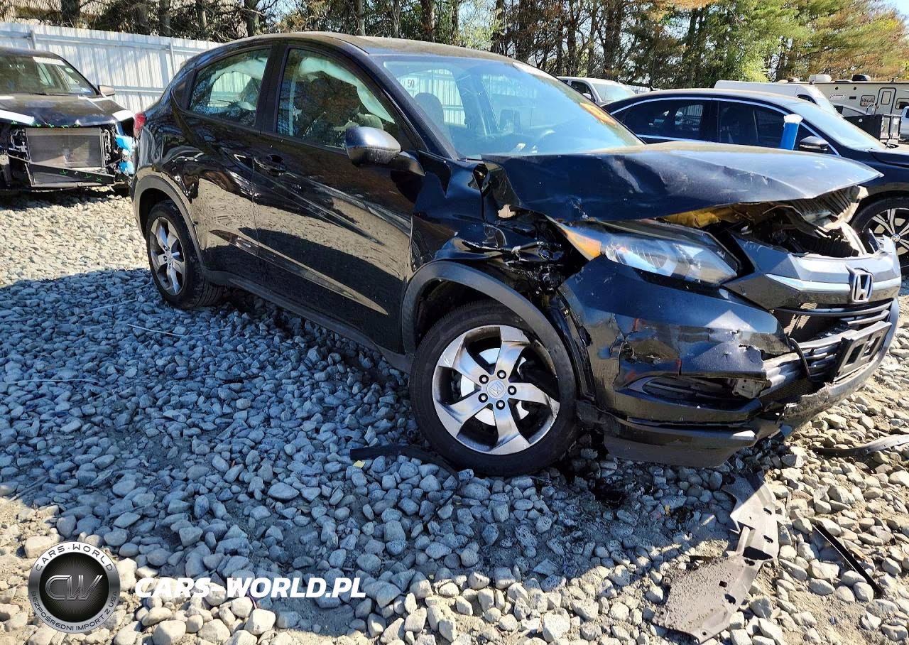 2018 Honda Hr-V Lx VIN:3CZRU6H31JG705636 - 4