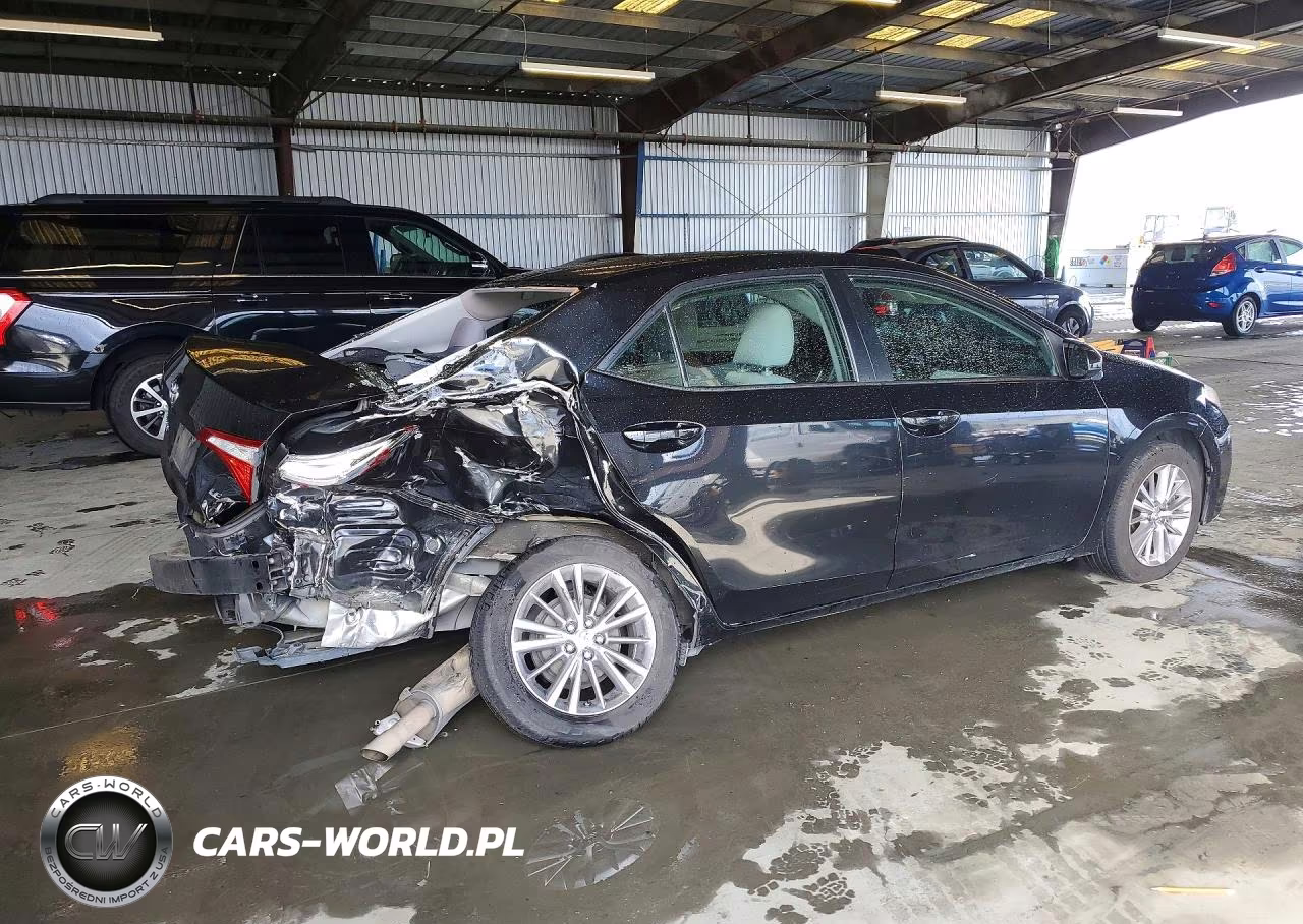 2015 Toyota Corolla Le Plus VIN:5YFBURHE9FP335970 - 3