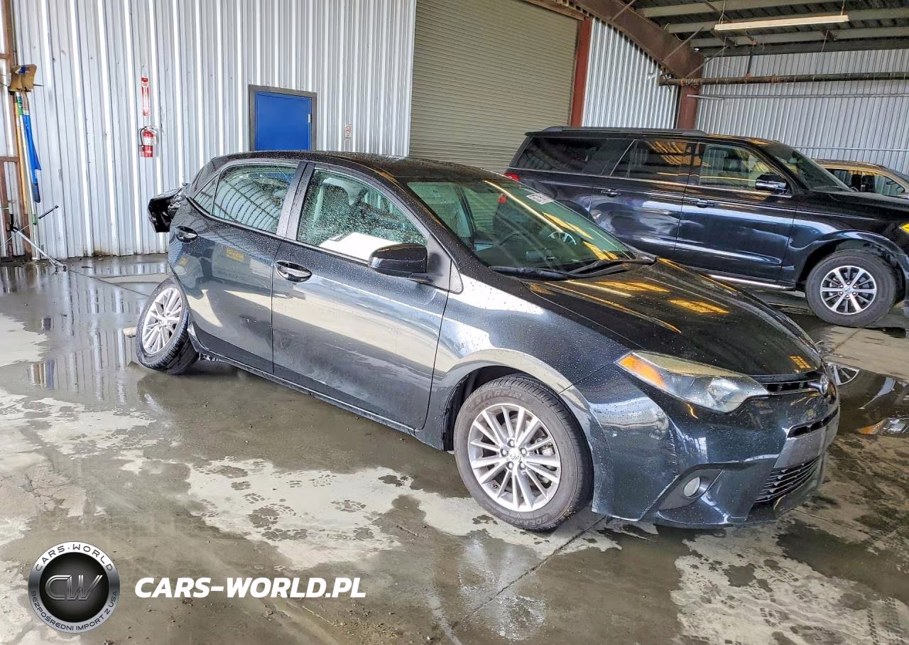 2015 Toyota Corolla Le Plus VIN:5YFBURHE9FP335970 - 4