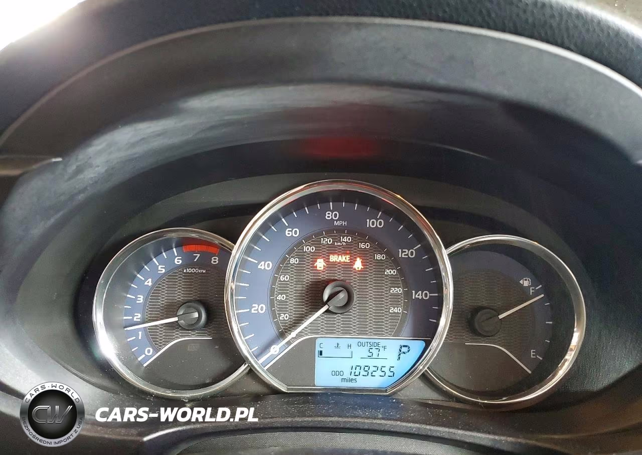 2015 Toyota Corolla Le Plus VIN:5YFBURHE9FP335970 - 9