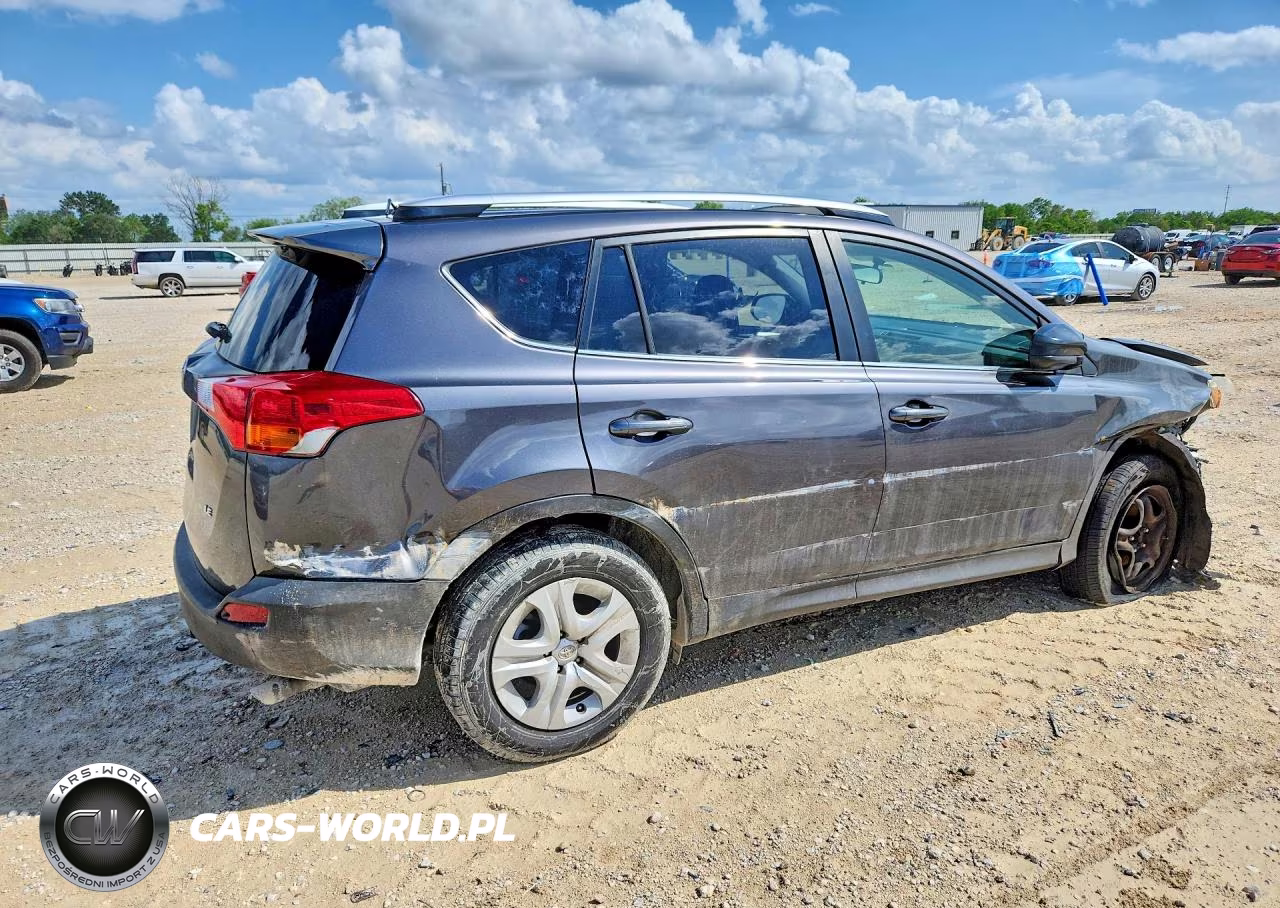 2015 Toyota Rav4 Le VIN:JTMZFREV8FJ030624 - 3