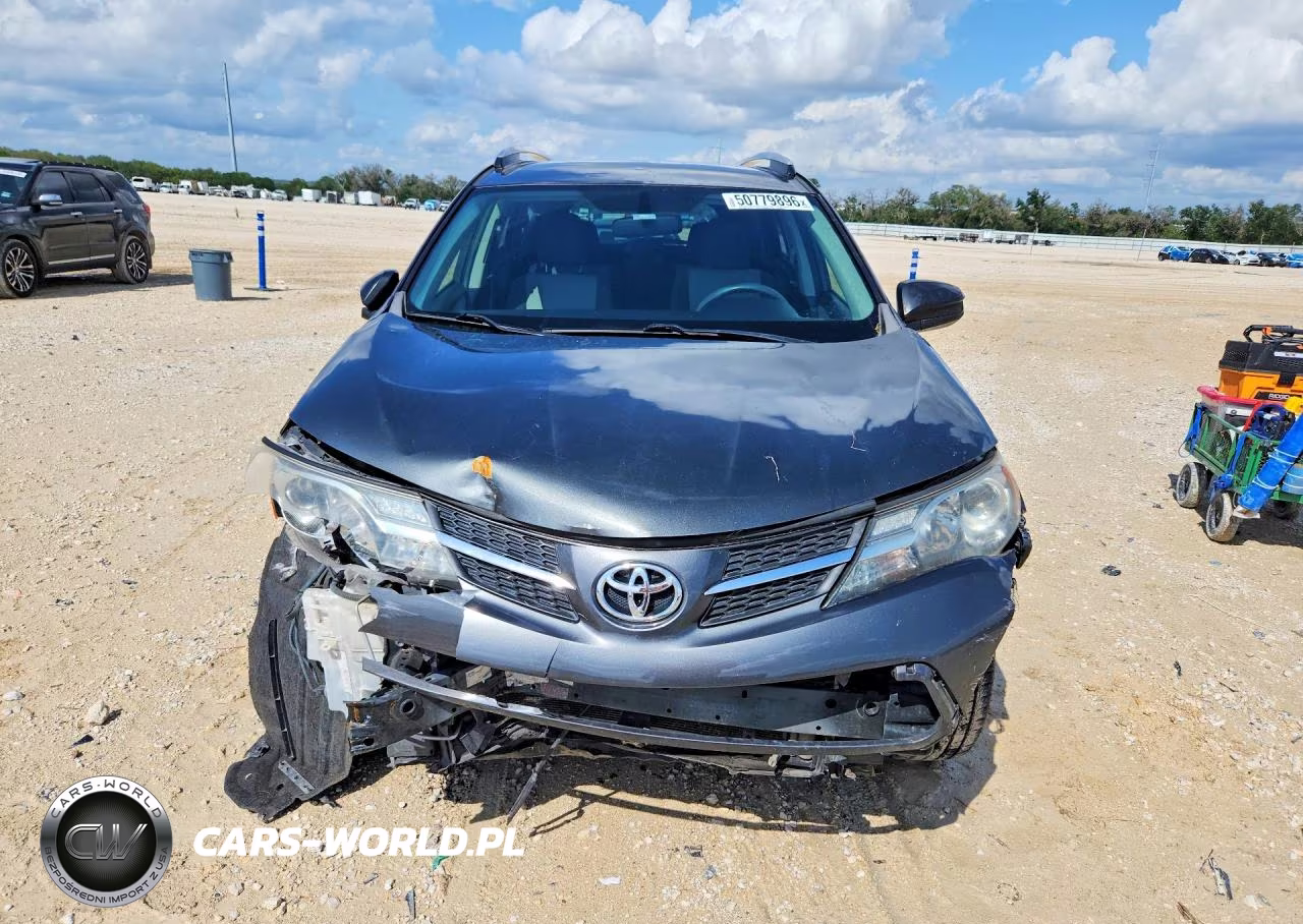 2015 Toyota Rav4 Le VIN:JTMZFREV8FJ030624 - 5